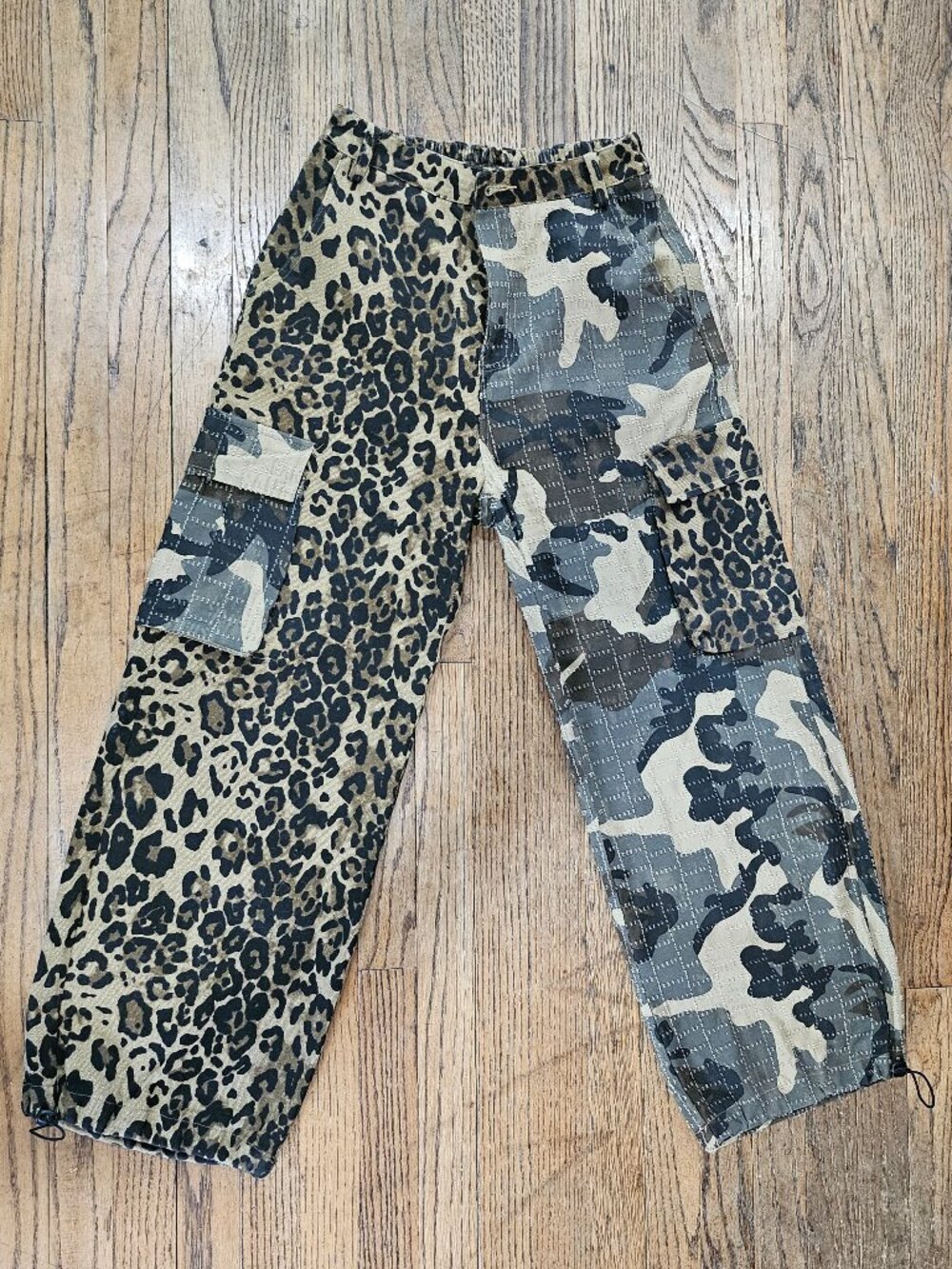 La'Ros Mixed Print Split Leg Cargo Pants - Camo/Leopard - Picture 1 of 3